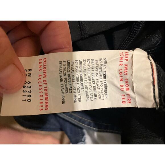 Puma Sport Lifestyle Exercise Top w/ Built in Bra Black Size Medium-EUC - Picture 12 of 12